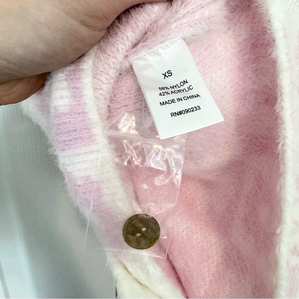 NWOT La Hearts Pink and White Flower Checkered Sweater Vest XS - Picture 4 of 4